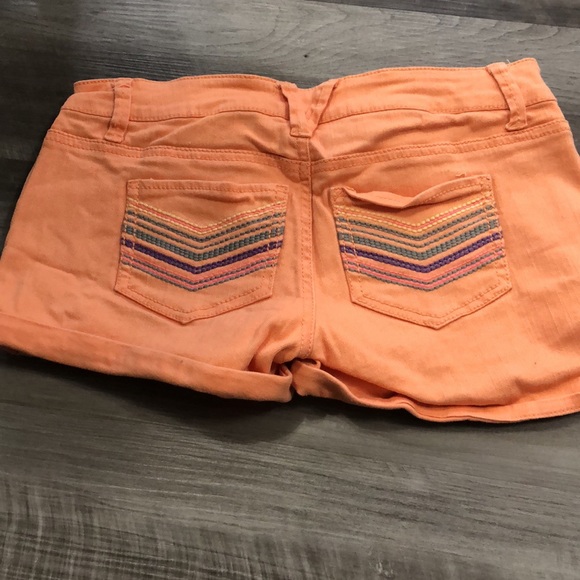 🔹3 for $8 shorts🔹 Mossimo shorts - Picture 2 of 3